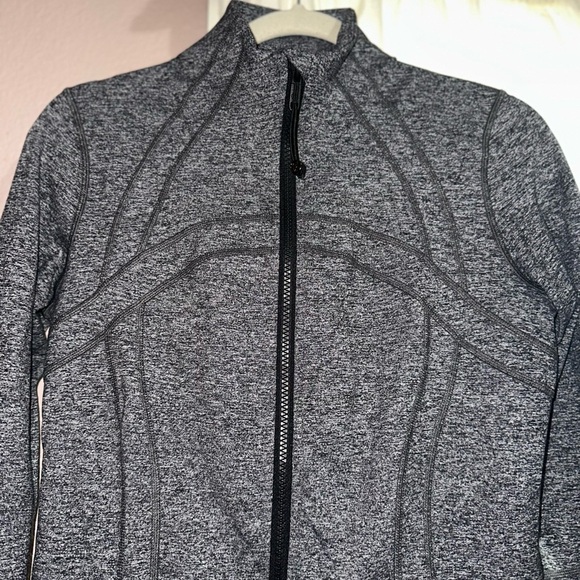 Lululemon Define Jacket in Heathered Black - Picture 4 of 9